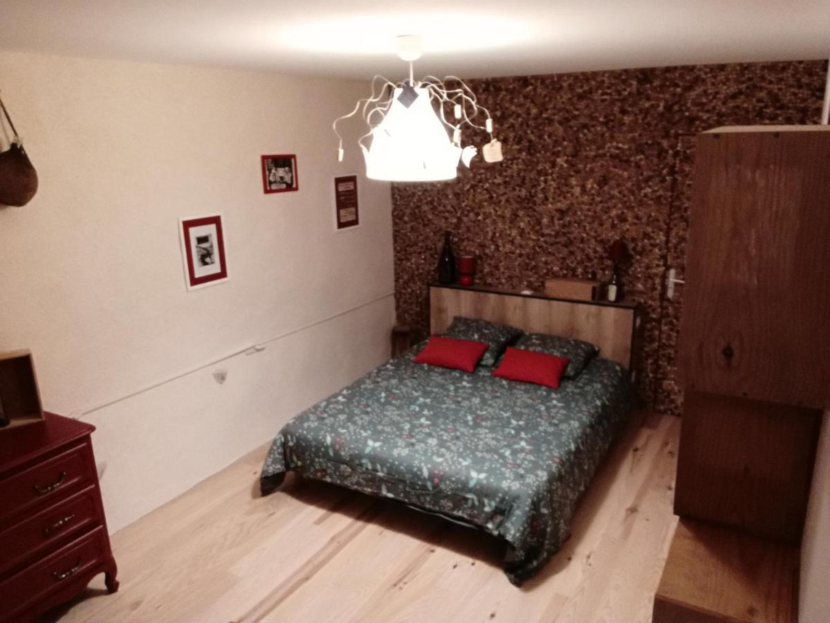 Un Nid Pour La Nuit, Chambres D'Hotes Saint-Gery  ภายนอก รูปภาพ